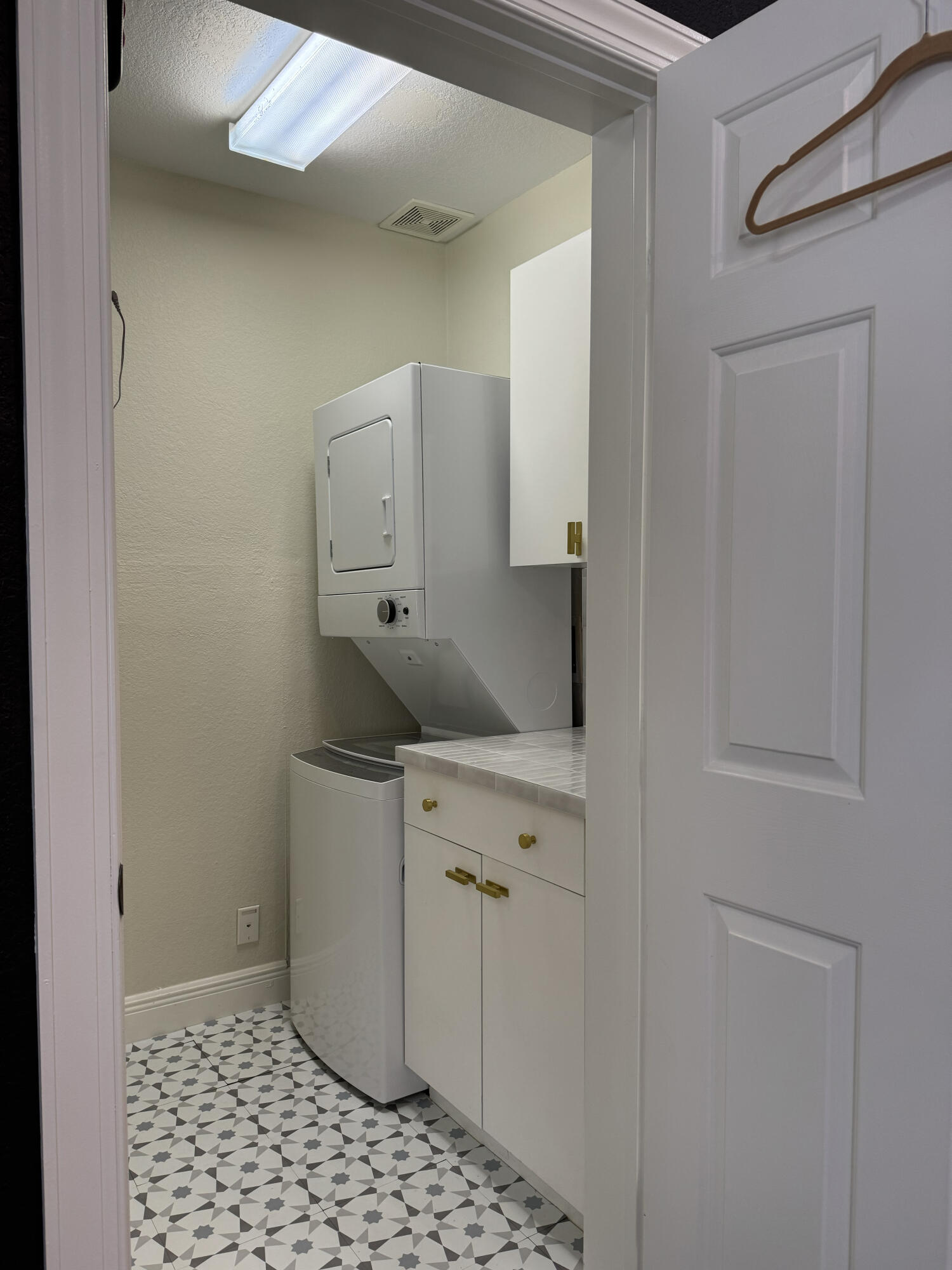 PINE TREE ESTATES - Residential