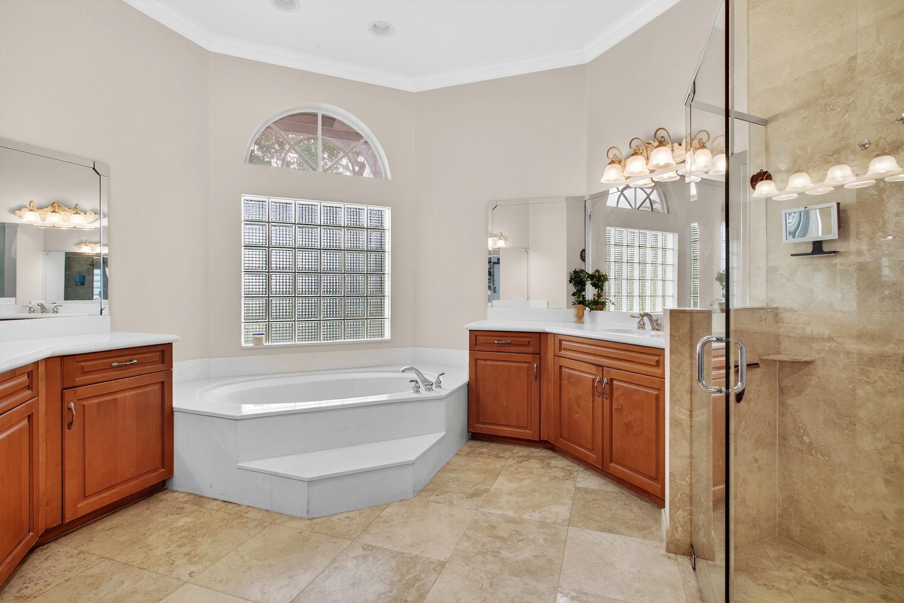 PINE TREE ESTATES - Residential