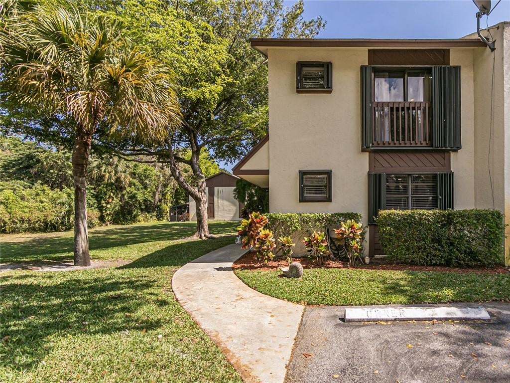 VILLAGER TOWNHOMES - Residential