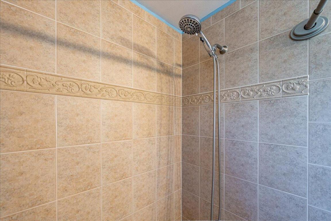 EAST LAKE VILLAGE NO 2 - Residential