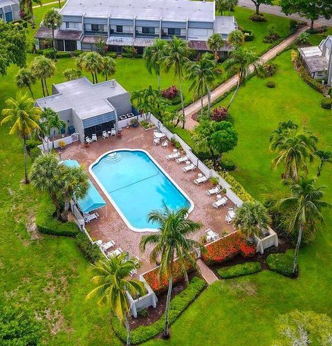 A home in Lake Worth