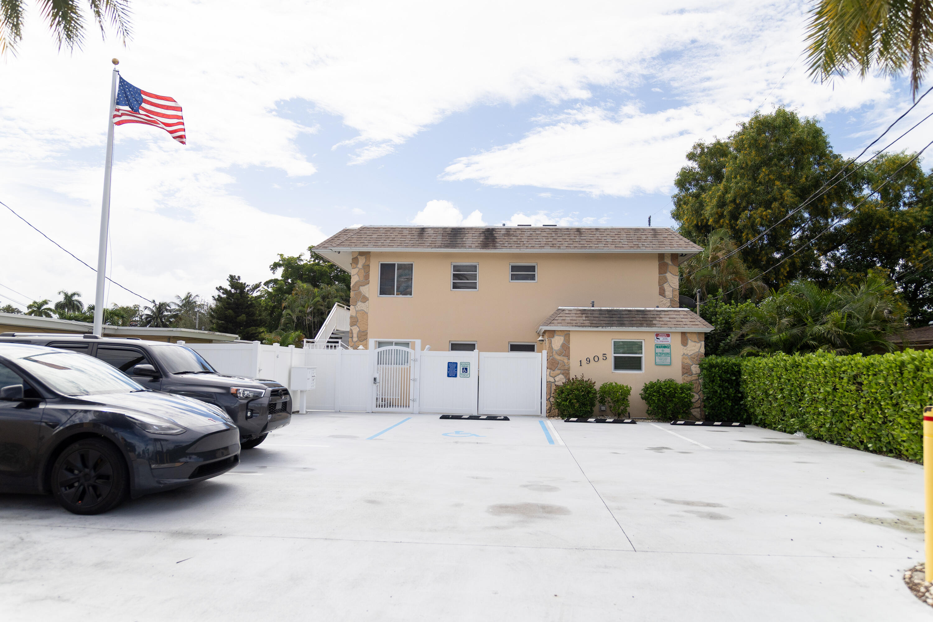 BUFFALO HEIGHTS - Residential Income