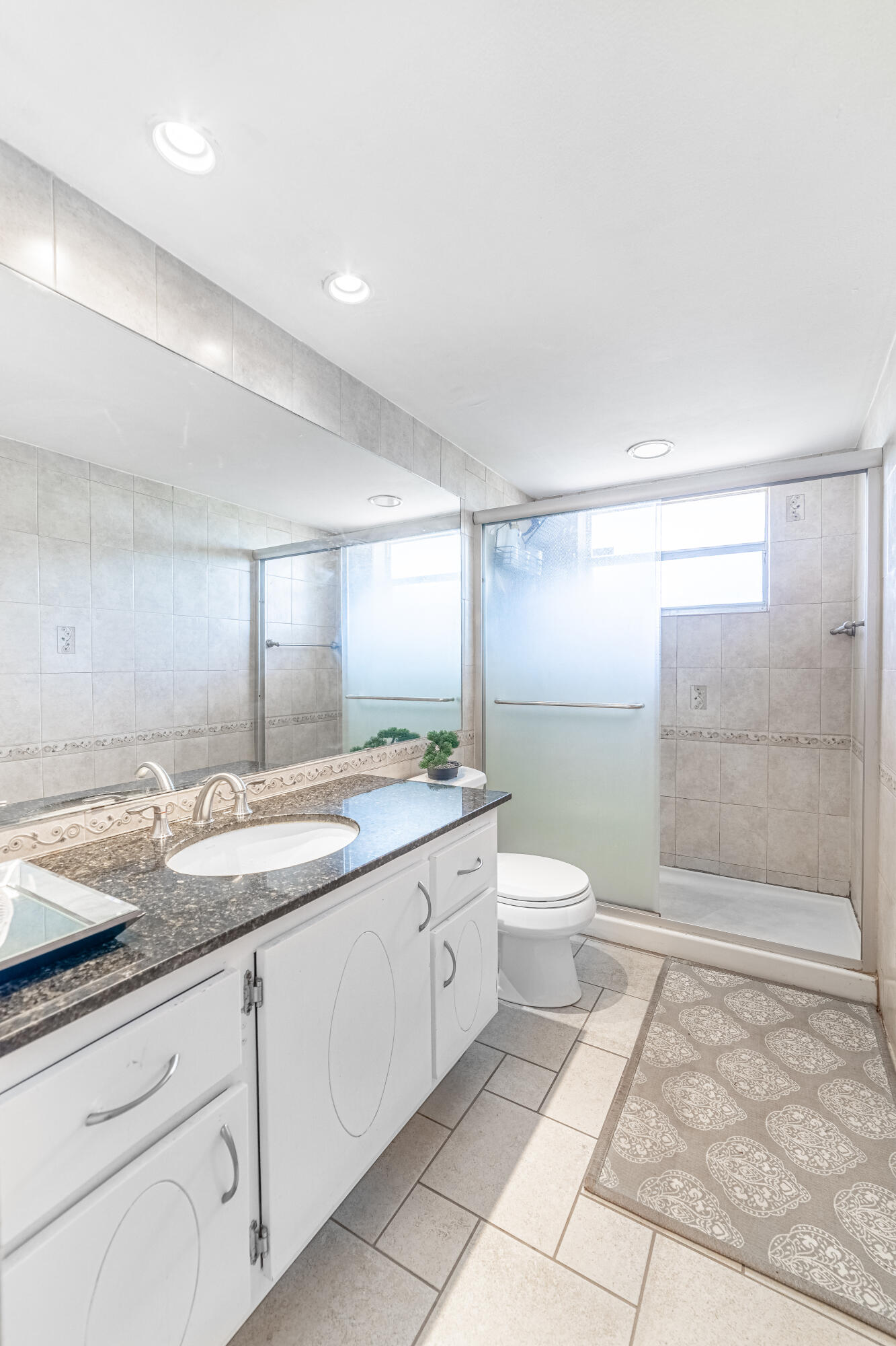 JADE WINDS GROUP ALLAMANDA GARDENS - Residential