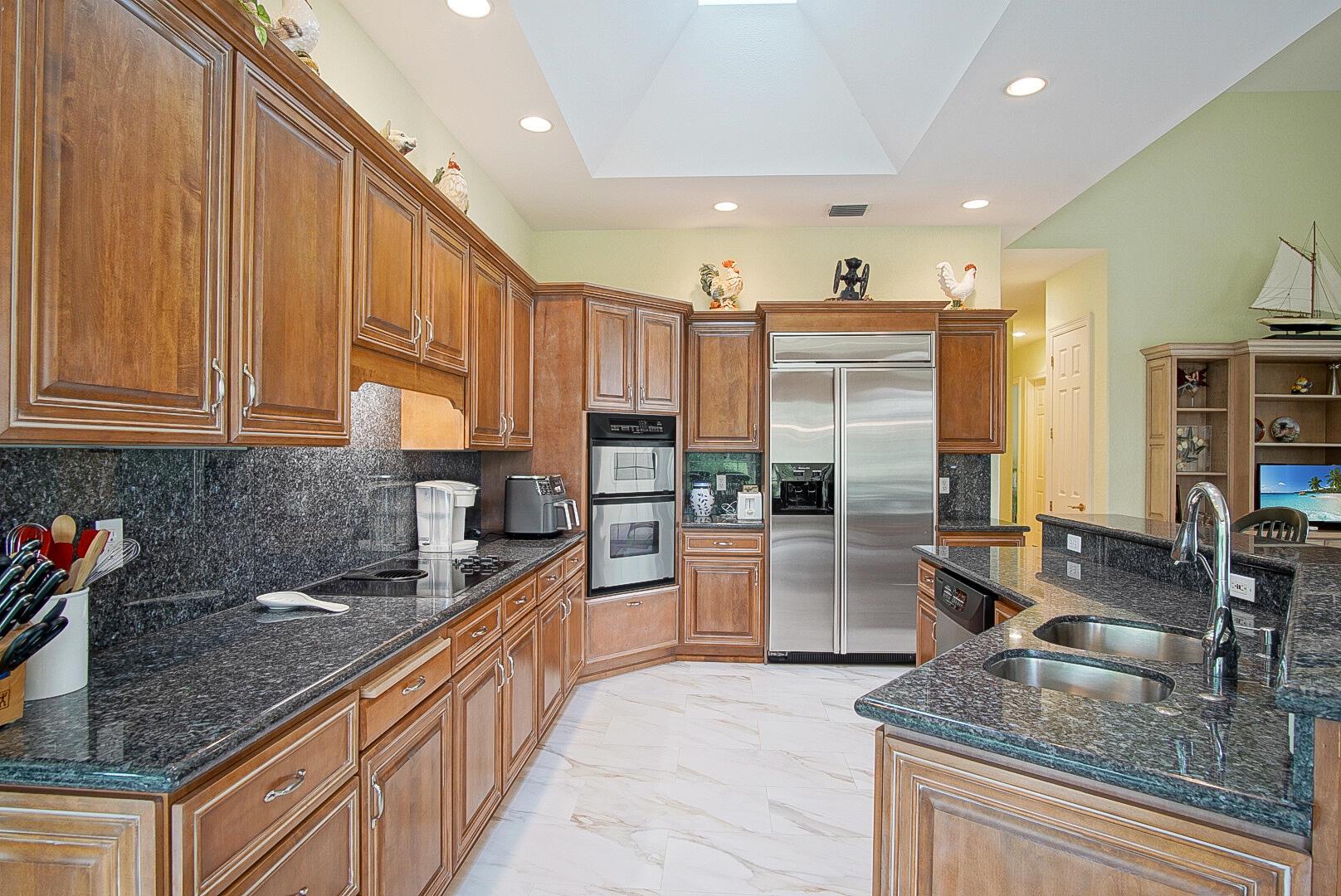 MARINER SANDS - Residential