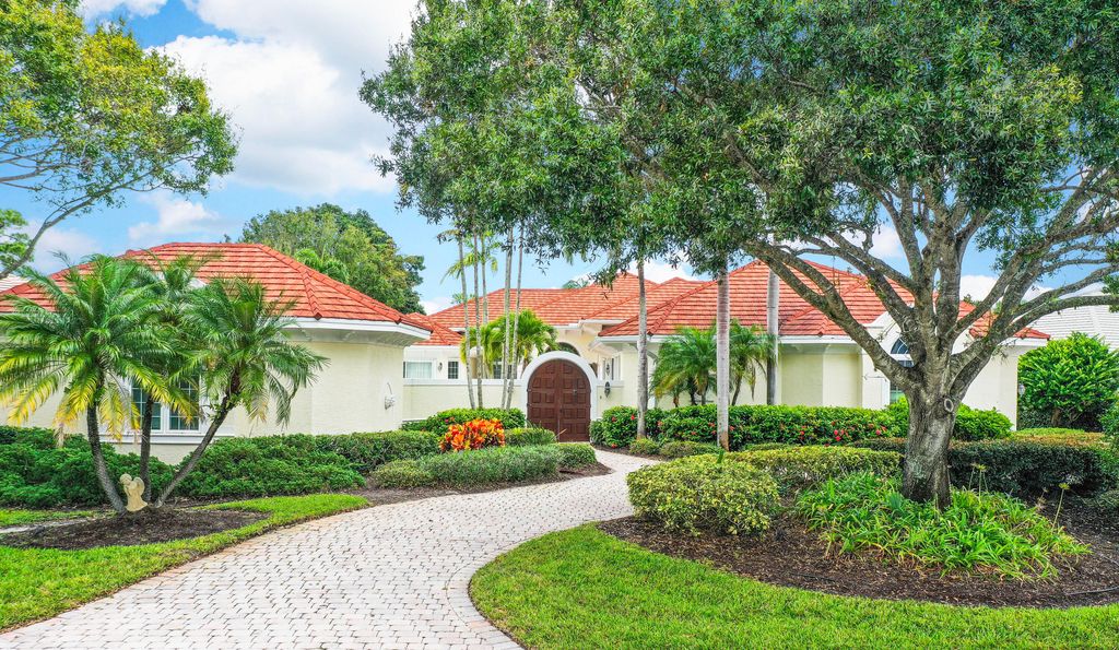 Photo of 6744 SE Barrington Drive, Stuart, FL 34997 (MLS # R11033097)