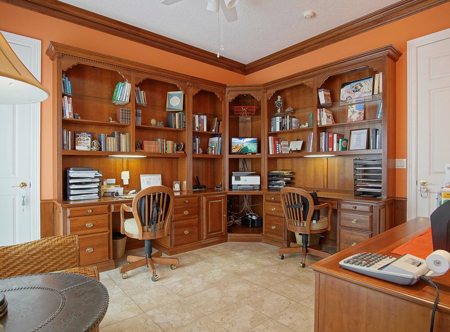 MARINER SANDS - Residential