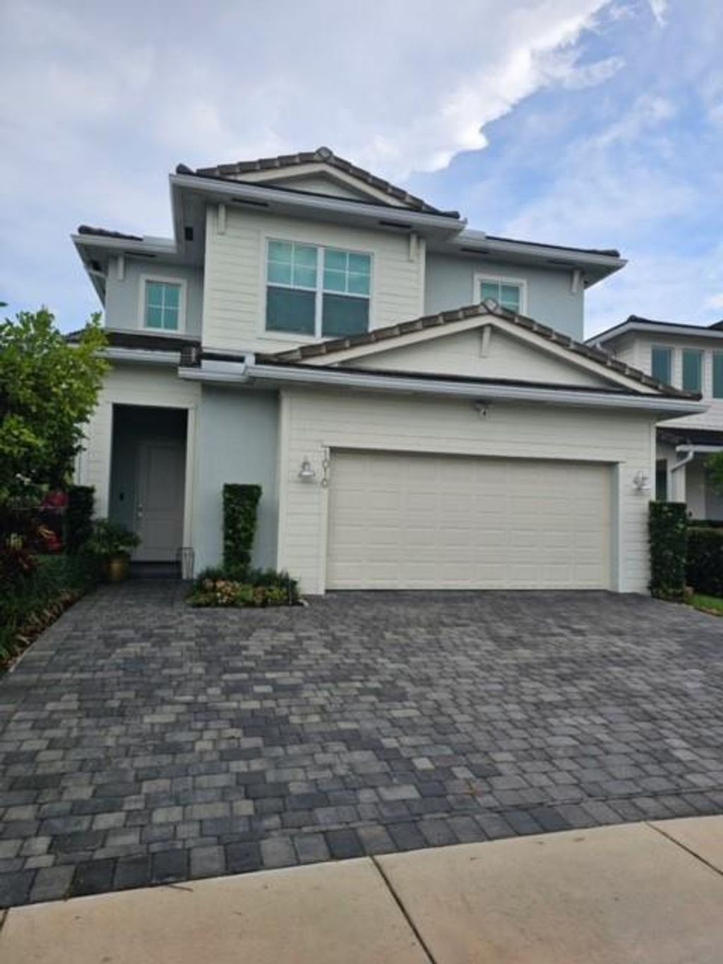 Photo of 1010 N Veleiros Boulevard, Deerfield Beach, FL 33064 (MLS # B26003983)