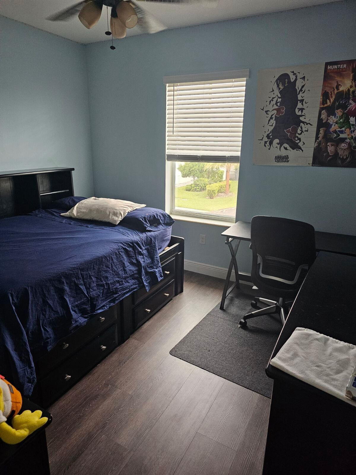 CRYSTAL LAKE 1ST SEC - Residential Lease