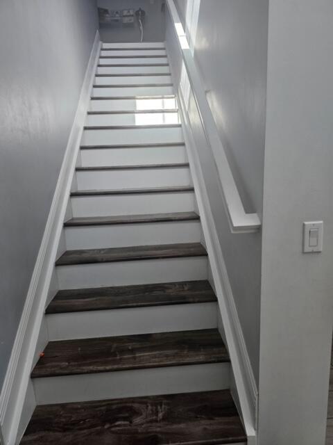 CRYSTAL LAKE 1ST SEC - Residential Lease