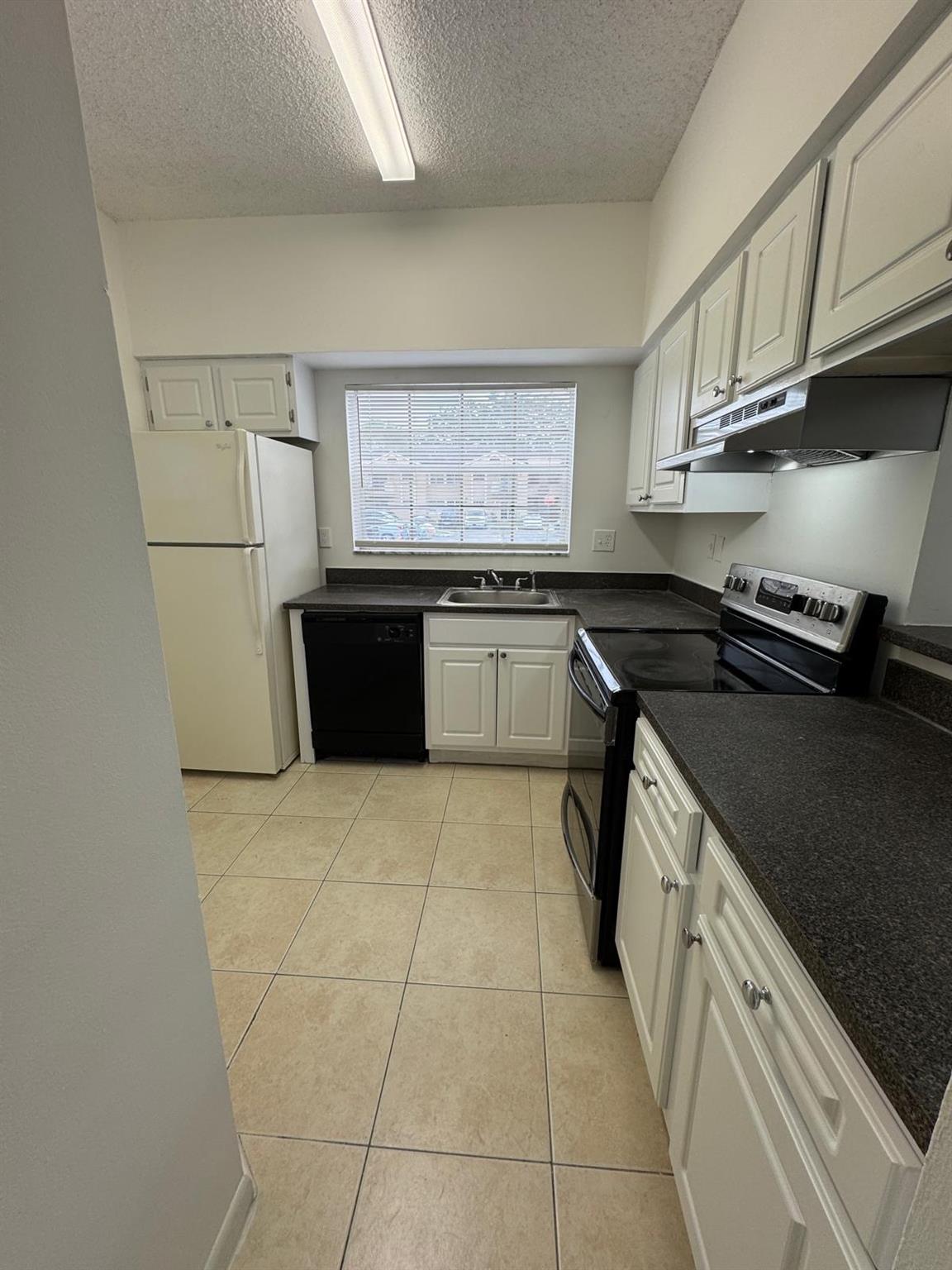 2421 NW 96th Ter 20F