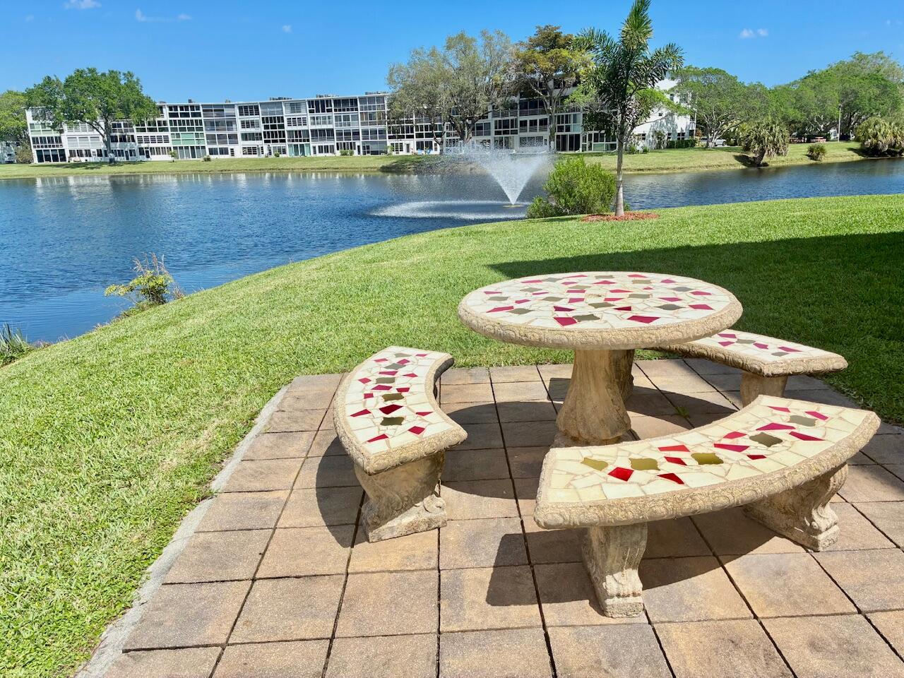 OAKRIDGE A CONDO - Residential