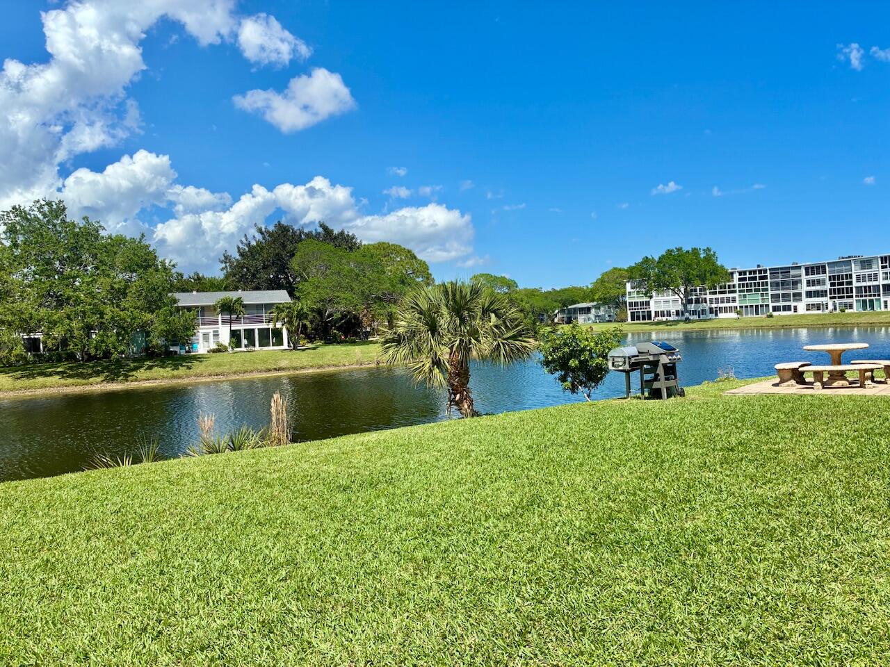 OAKRIDGE A CONDO - Residential