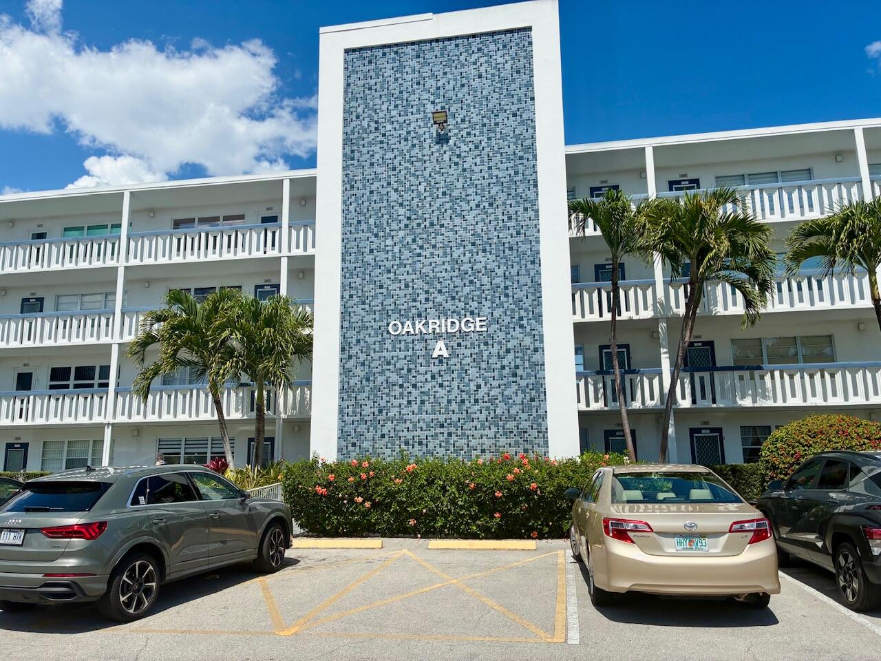 OAKRIDGE A CONDO - Residential