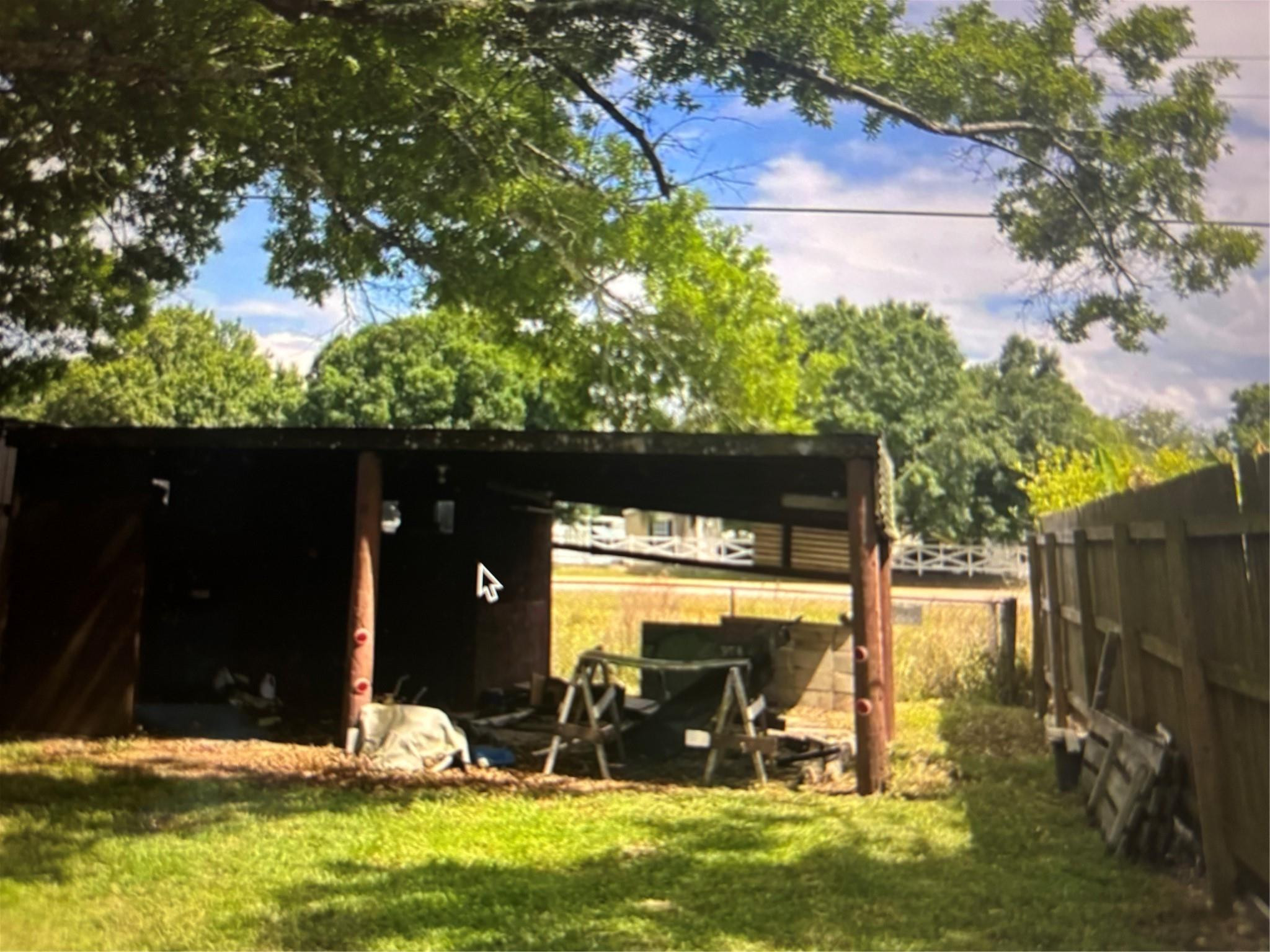 Lagoon Sub - Residential