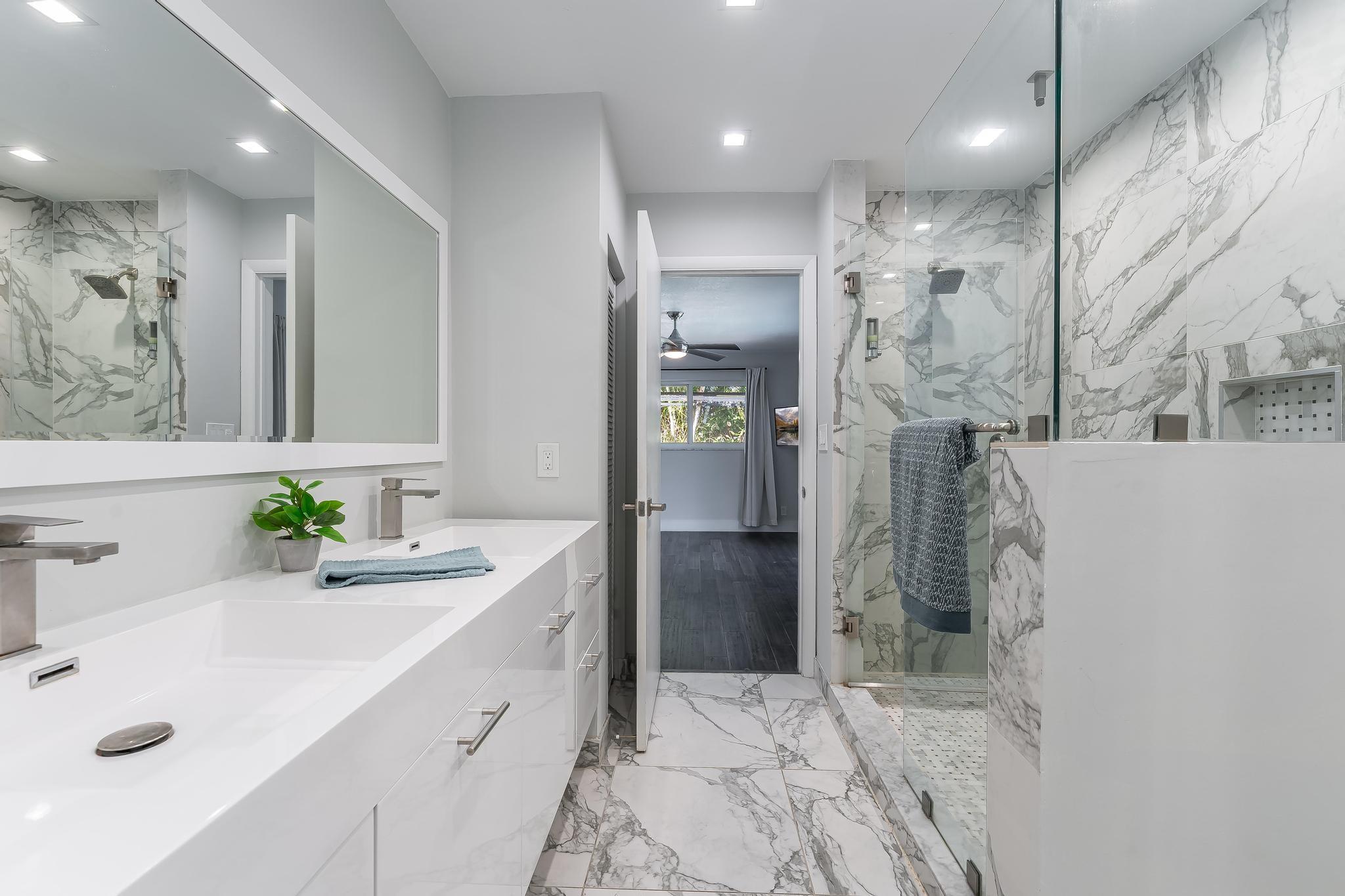 Imperial Point 1 Sec 53-4 - Residential Lease