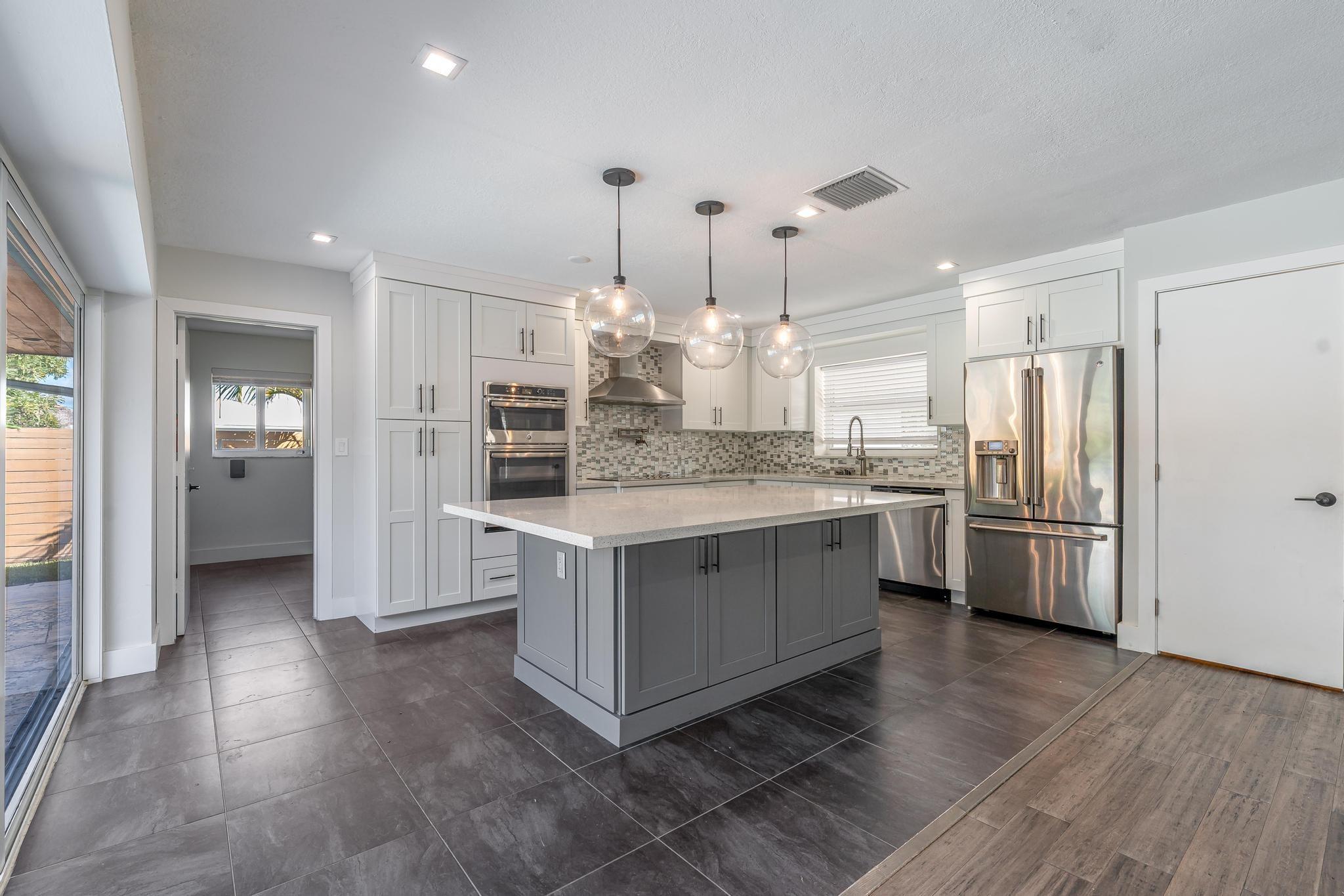 Imperial Point 1 Sec 53-4 - Residential Lease