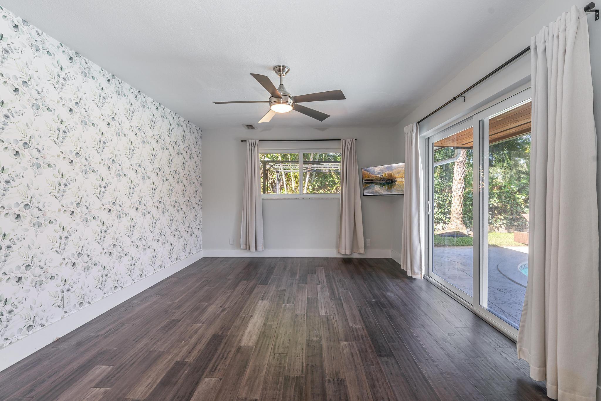 Imperial Point 1 Sec 53-4 - Residential Lease