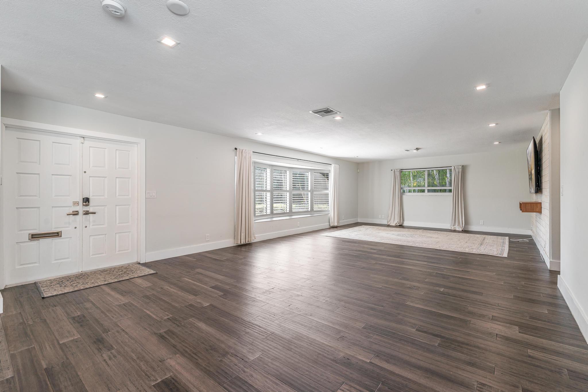 Imperial Point 1 Sec 53-4 - Residential Lease