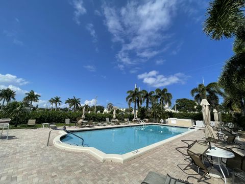Tiny photo for 320 North Boulevard #1b, Boynton Beach, FL 33435 (MLS # B26021207)