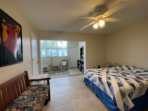 Tiny photo for 320 North Boulevard #1b, Boynton Beach, FL 33435 (MLS # B26021207)
