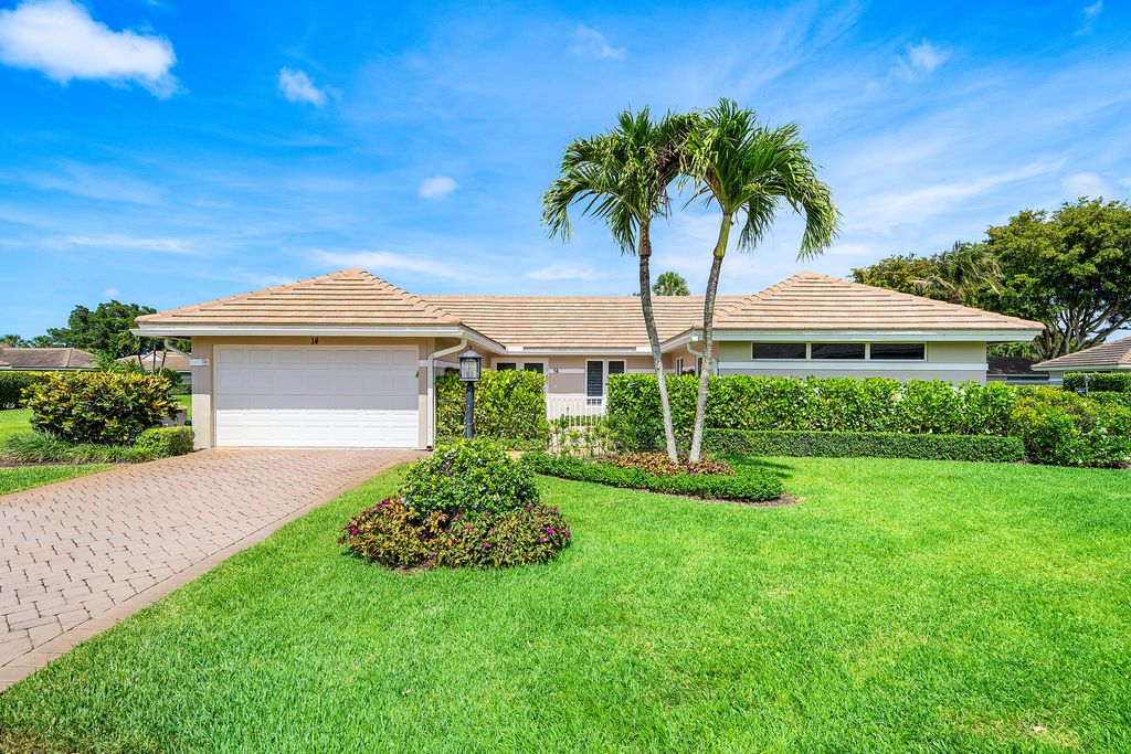 Photo of 11609 N Lake Drive #14 Garden, Boynton Beach, FL 33436 (MLS # B26024093)