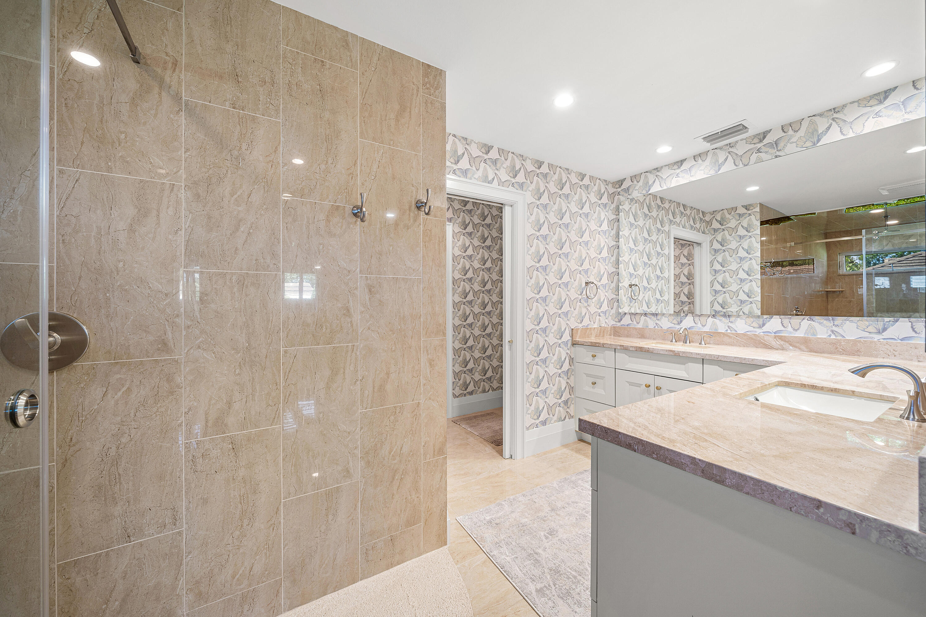 DELRAY DUNES GARDEN VILLAS CONDO - Residential