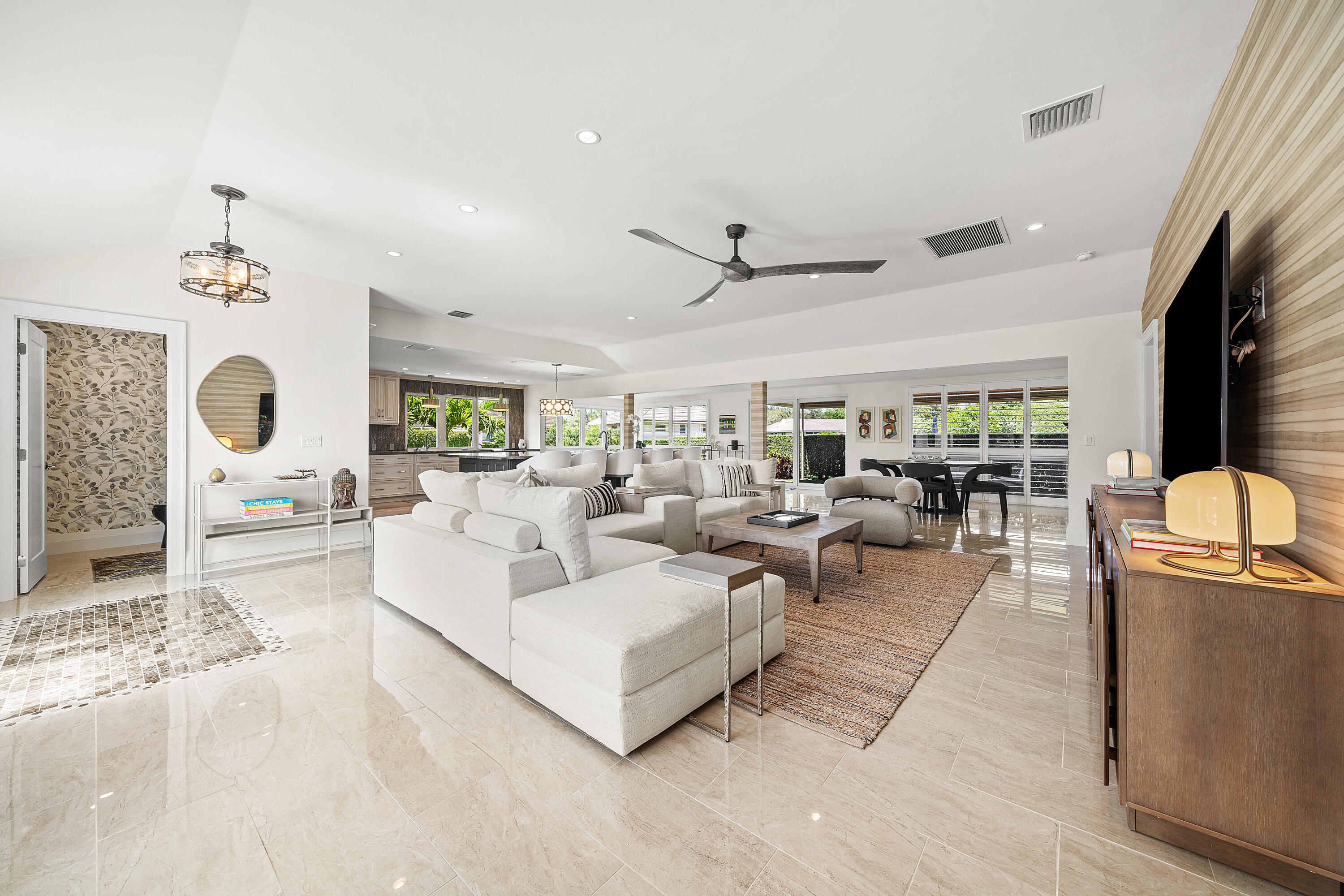 DELRAY DUNES GARDEN VILLAS CONDO - Residential