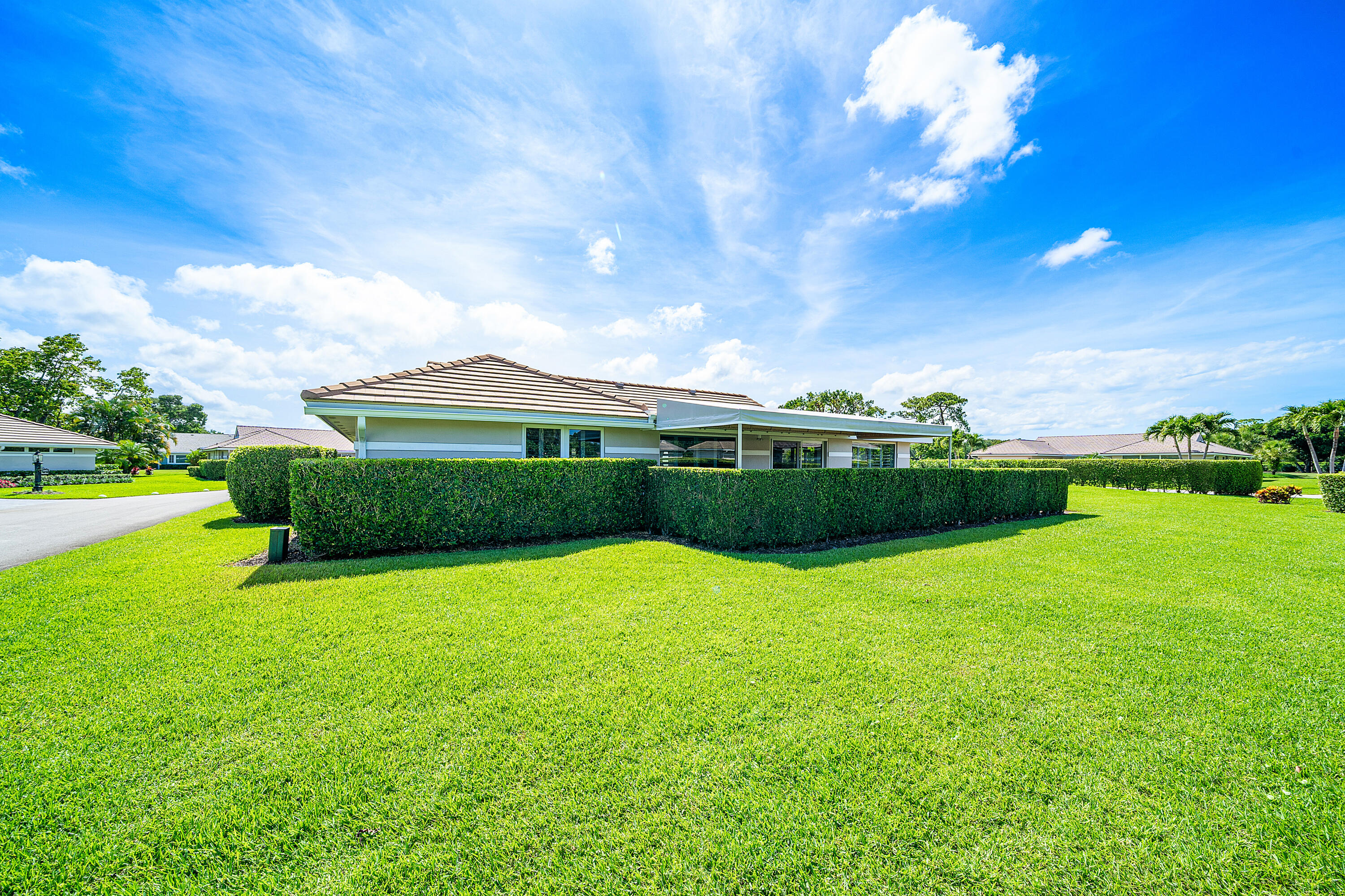 DELRAY DUNES GARDEN VILLAS CONDO - Residential