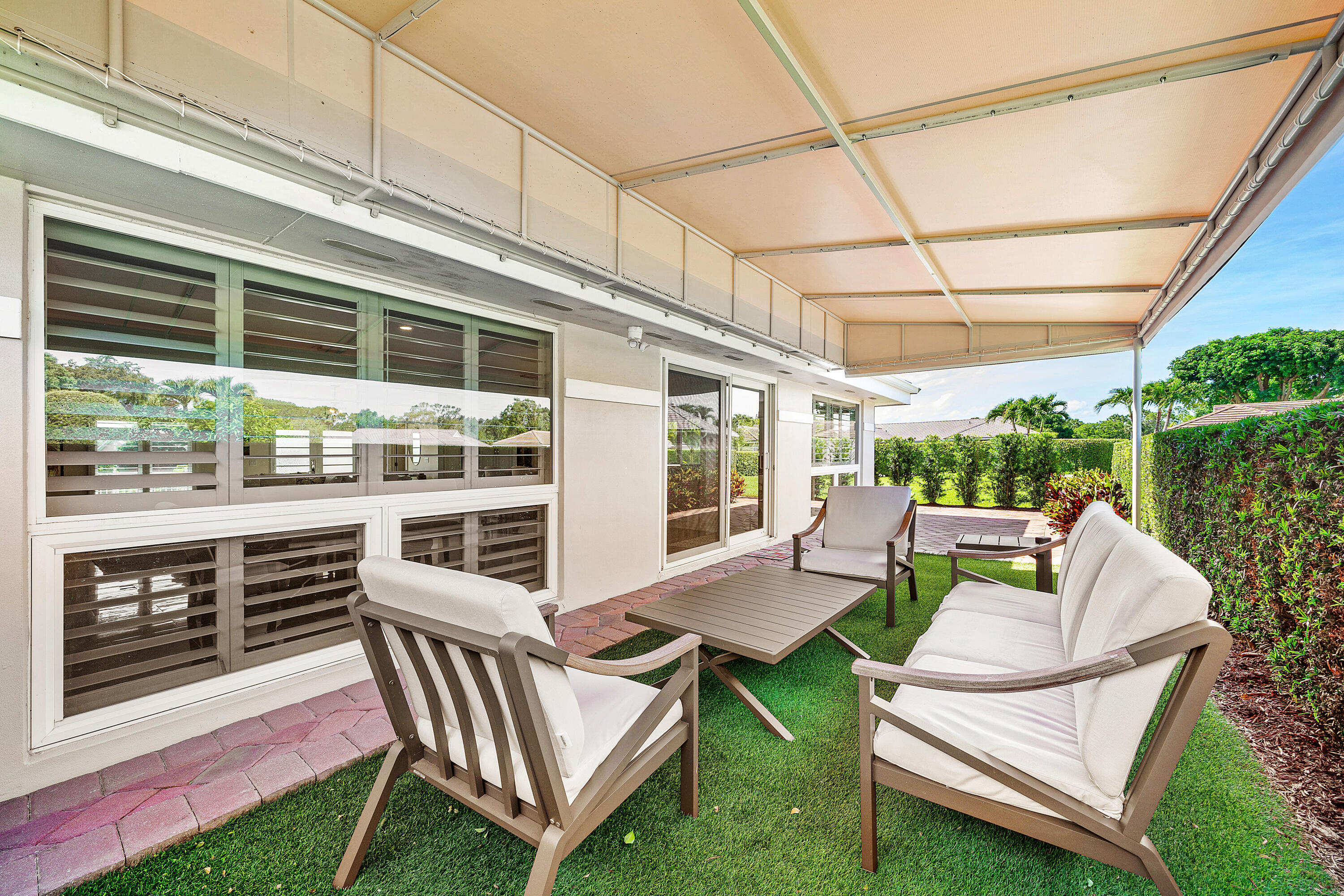 DELRAY DUNES GARDEN VILLAS CONDO - Residential