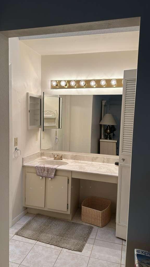 LUCERNE PARK CONDS 1, 1A, - Residential Lease