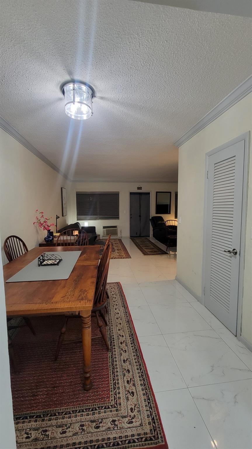 Suburbanite Condo - Residential Lease