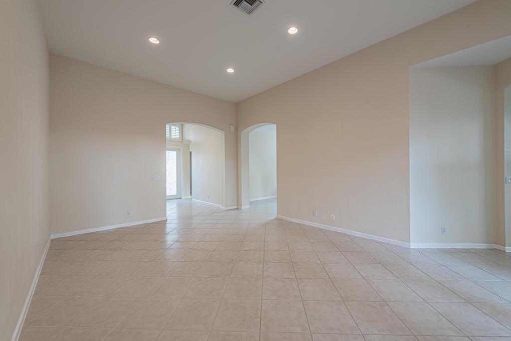 VENETIAN ISLES - Residential