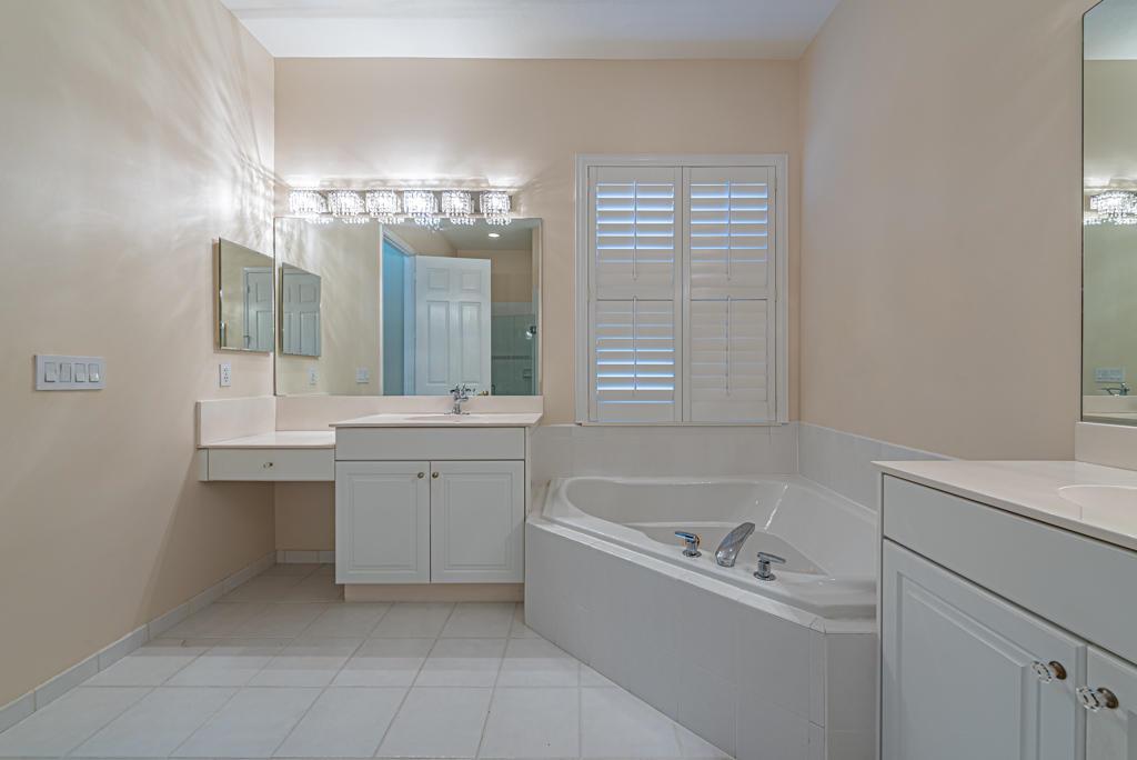 VENETIAN ISLES - Residential