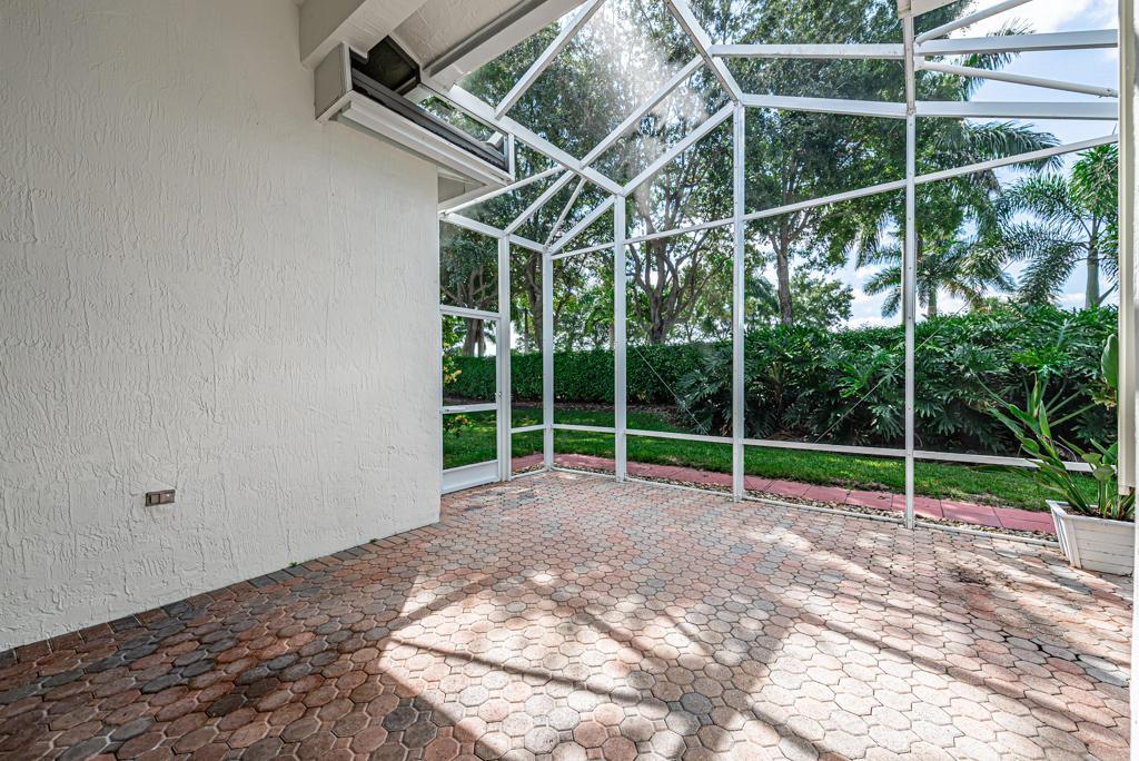 VENETIAN ISLES - Residential