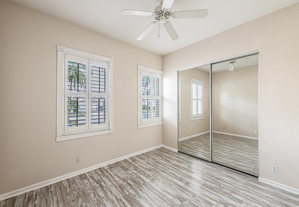 VENETIAN ISLES - Residential