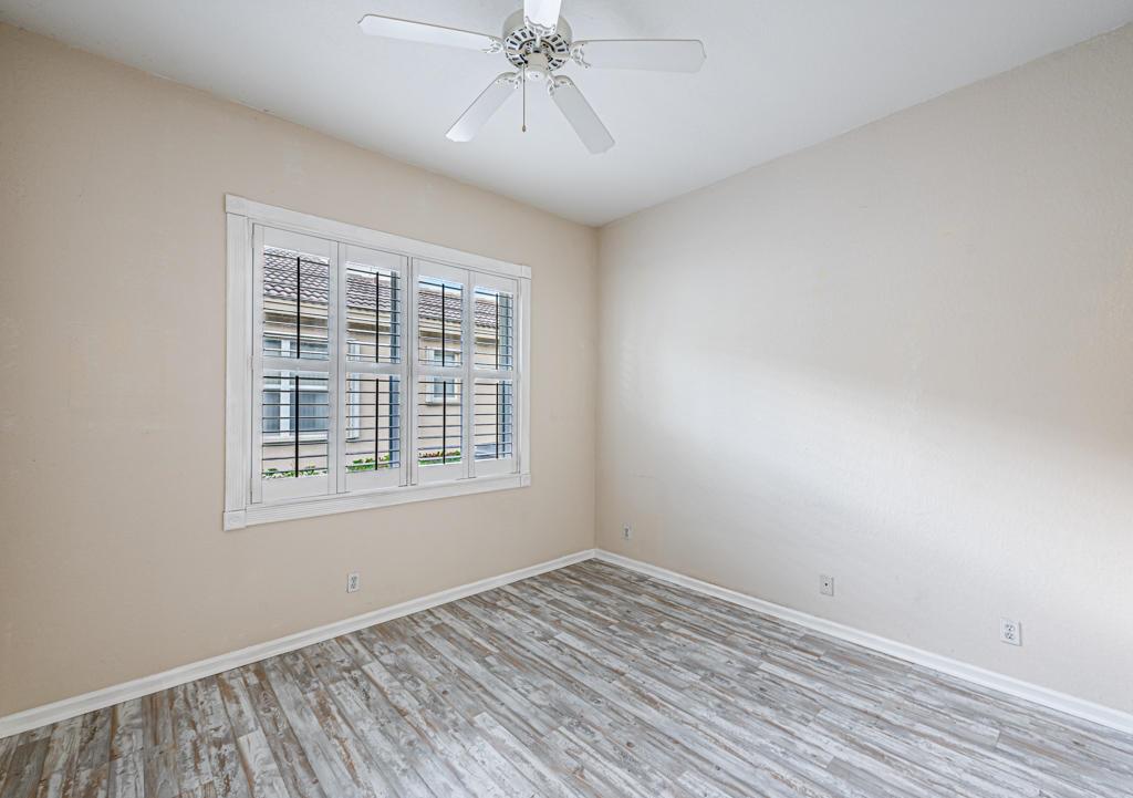 VENETIAN ISLES - Residential