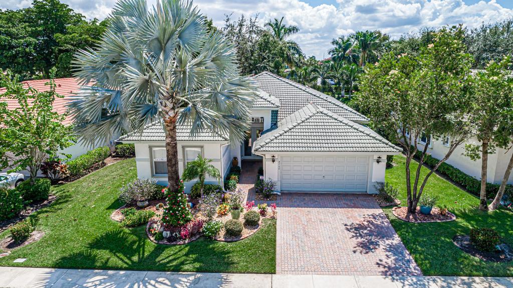 VENETIAN ISLES - Residential