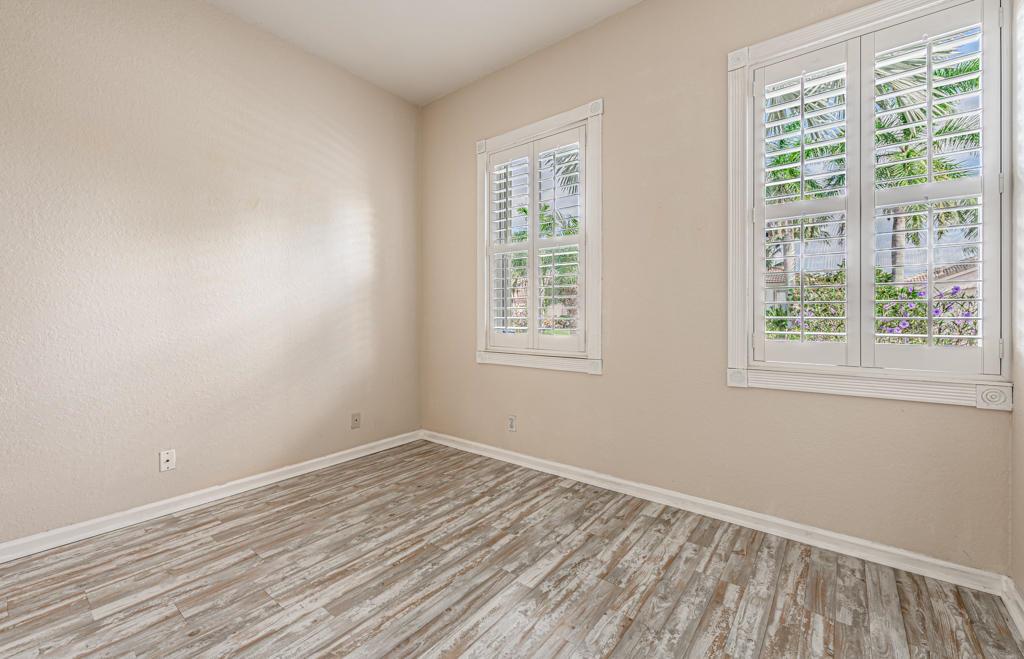 VENETIAN ISLES - Residential