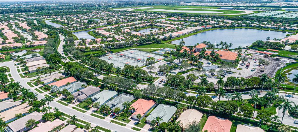 VENETIAN ISLES - Residential