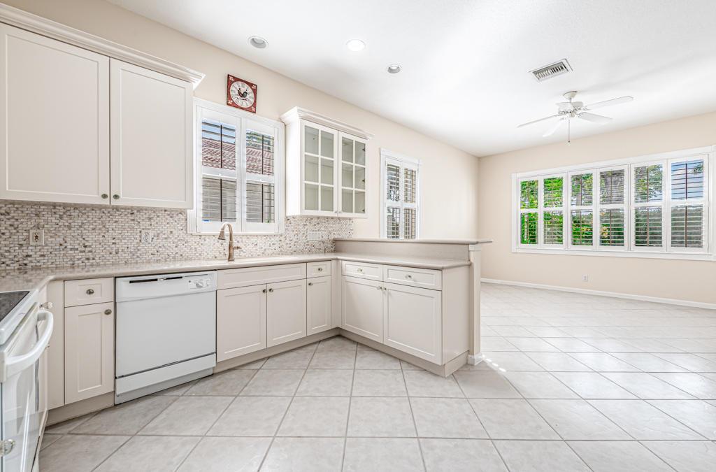 VENETIAN ISLES - Residential