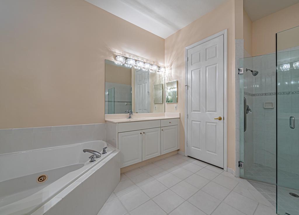 VENETIAN ISLES - Residential