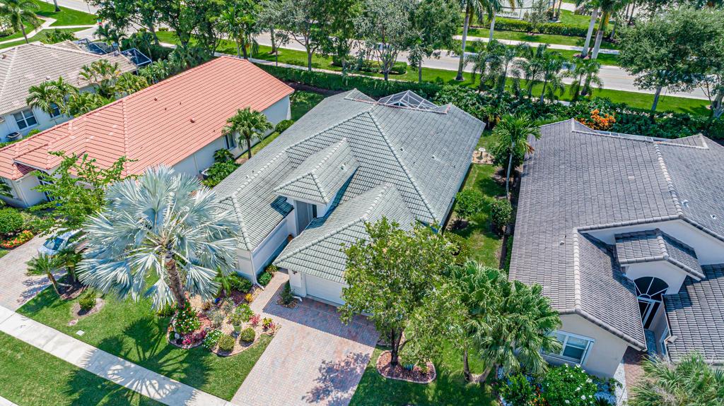 VENETIAN ISLES - Residential