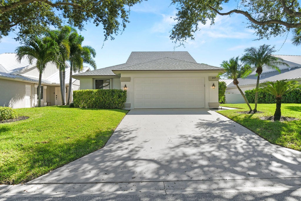 Photo of 247 Ridge Road, Jupiter, FL 33477 (MLS # R11100722)