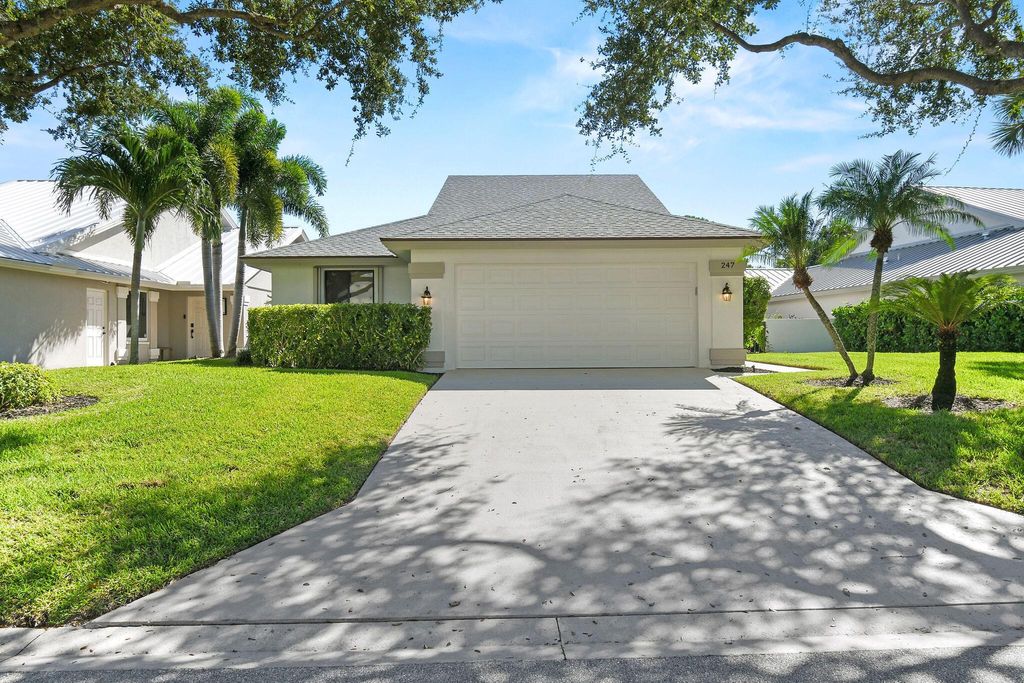 Photo of 247 Ridge Road, Jupiter, FL 33477 (MLS # R11100722)