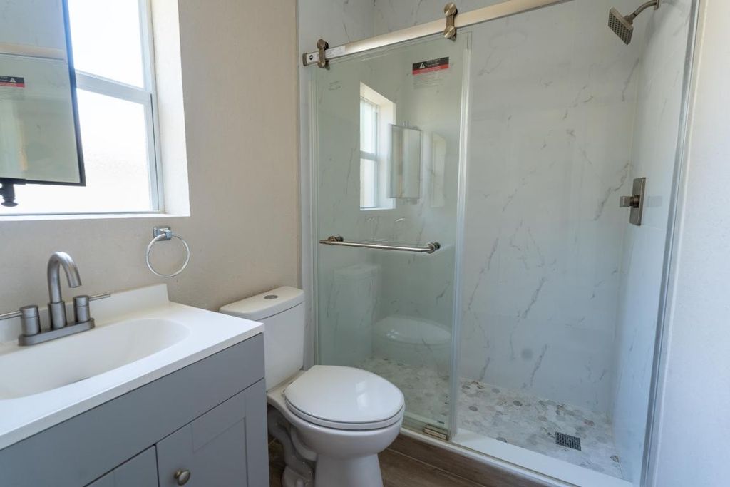 Photo of 1301 NE 16 Terrace #4, Fort Lauderdale, FL 33304 (MLS # R11090029)