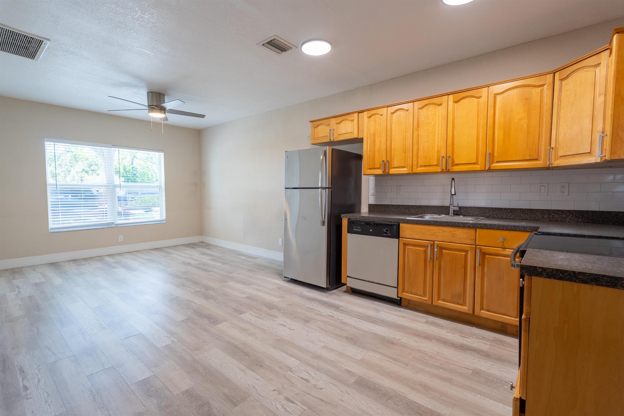 Great renovated unit in the heart of Fort Lauderdale. perfect for the active lifestyle.