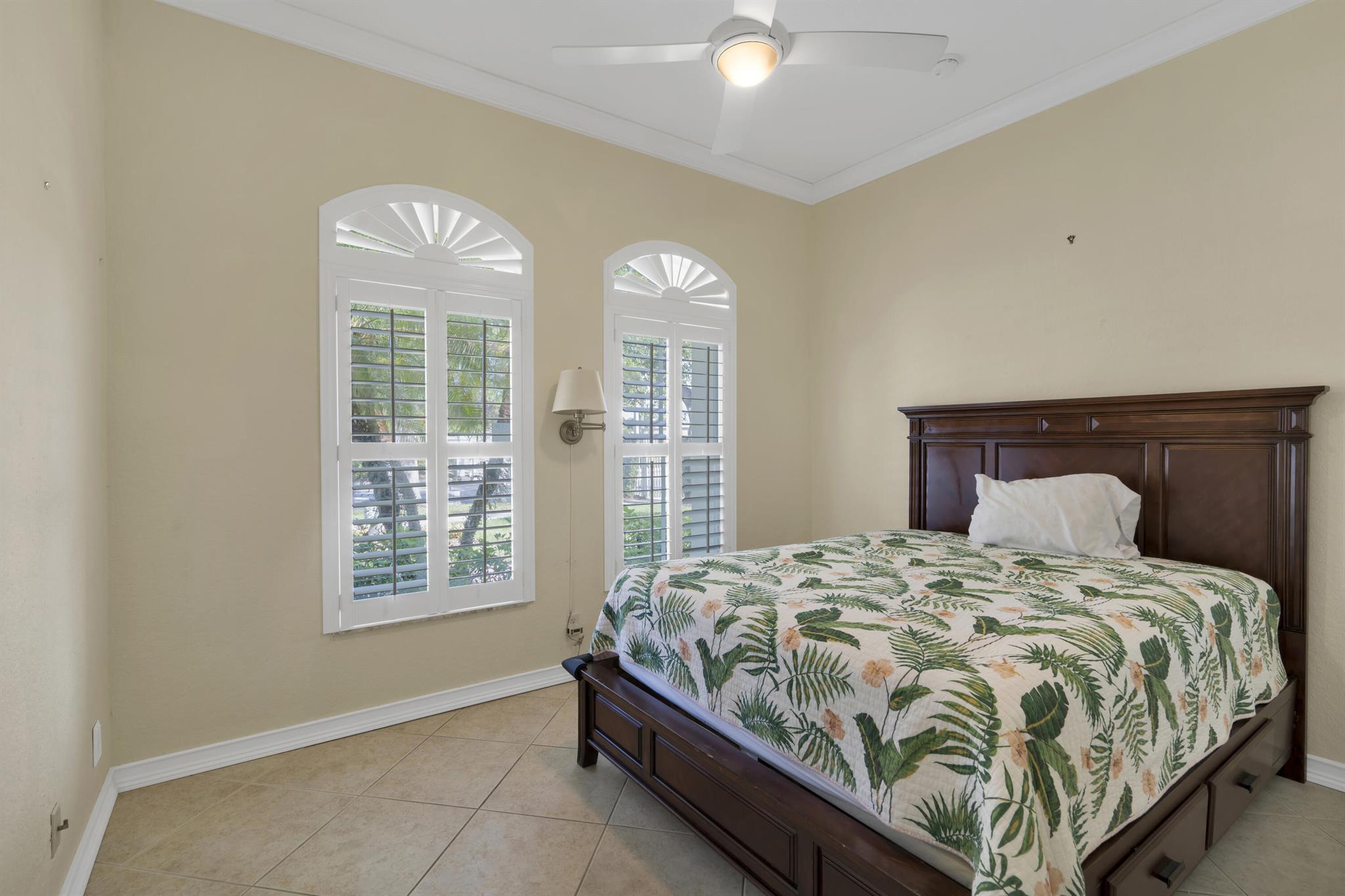 PORTOFINO SHORES PHASE TW - Residential