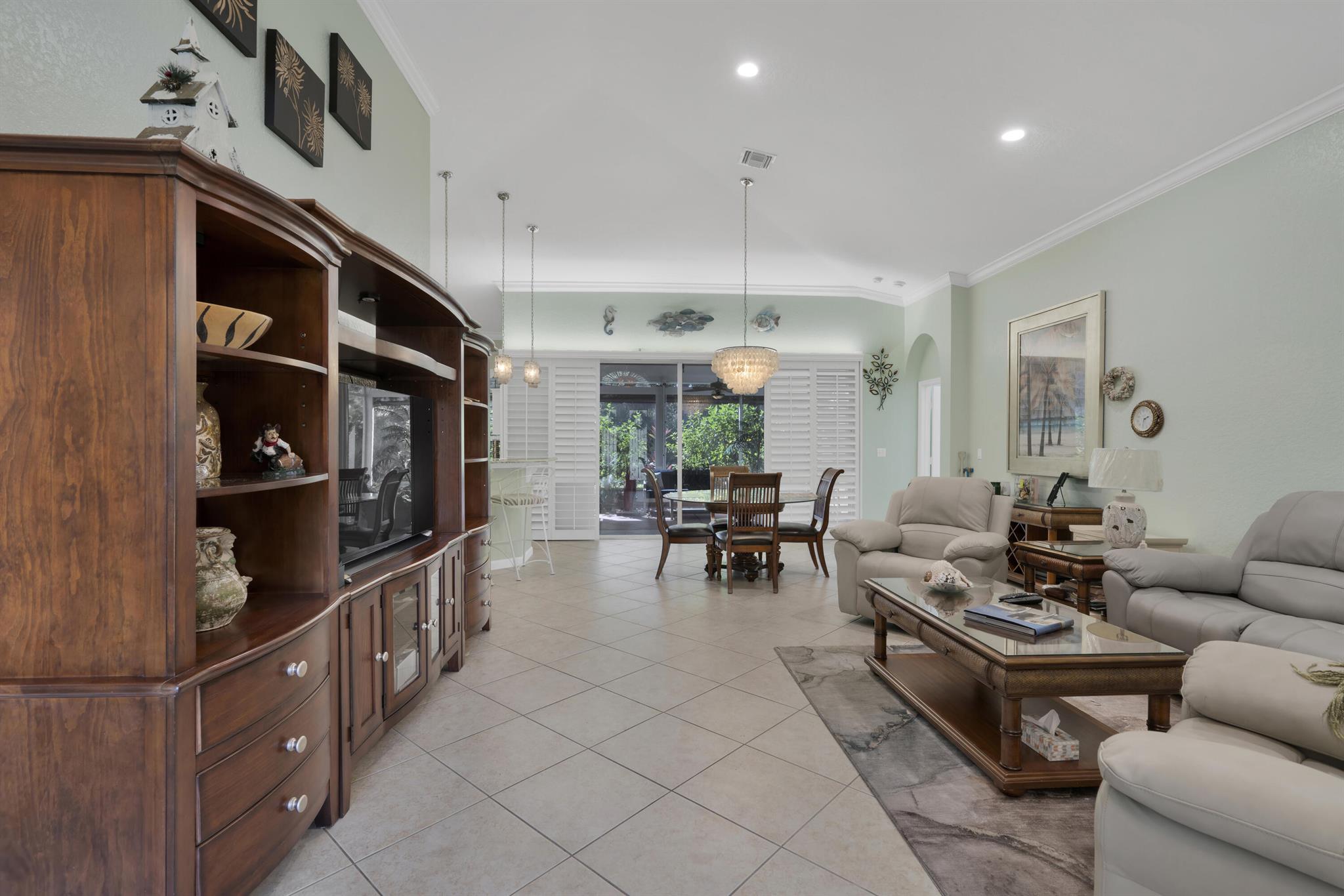 PORTOFINO SHORES PHASE TW - Residential