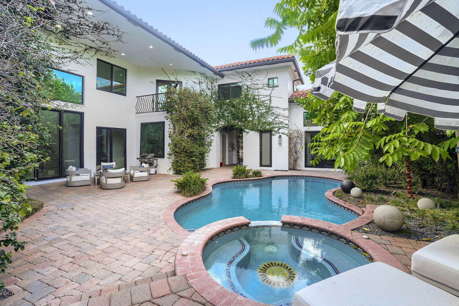 MIZNERS PRESERVE - Residential Lease