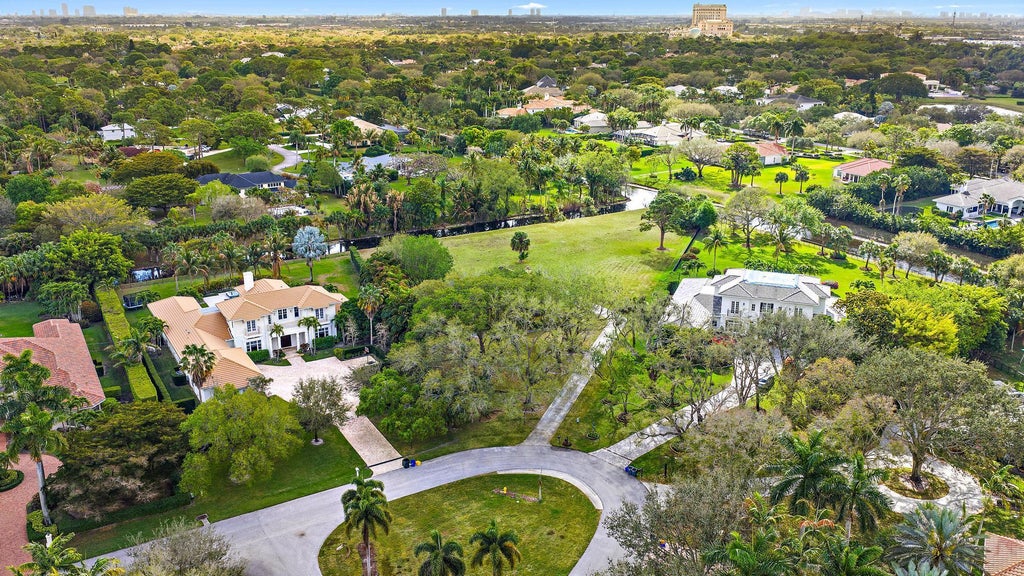 Photo of 8090 Native Dancer Road E, Palm Beach Gardens, FL 33418 (MLS # B26068913)